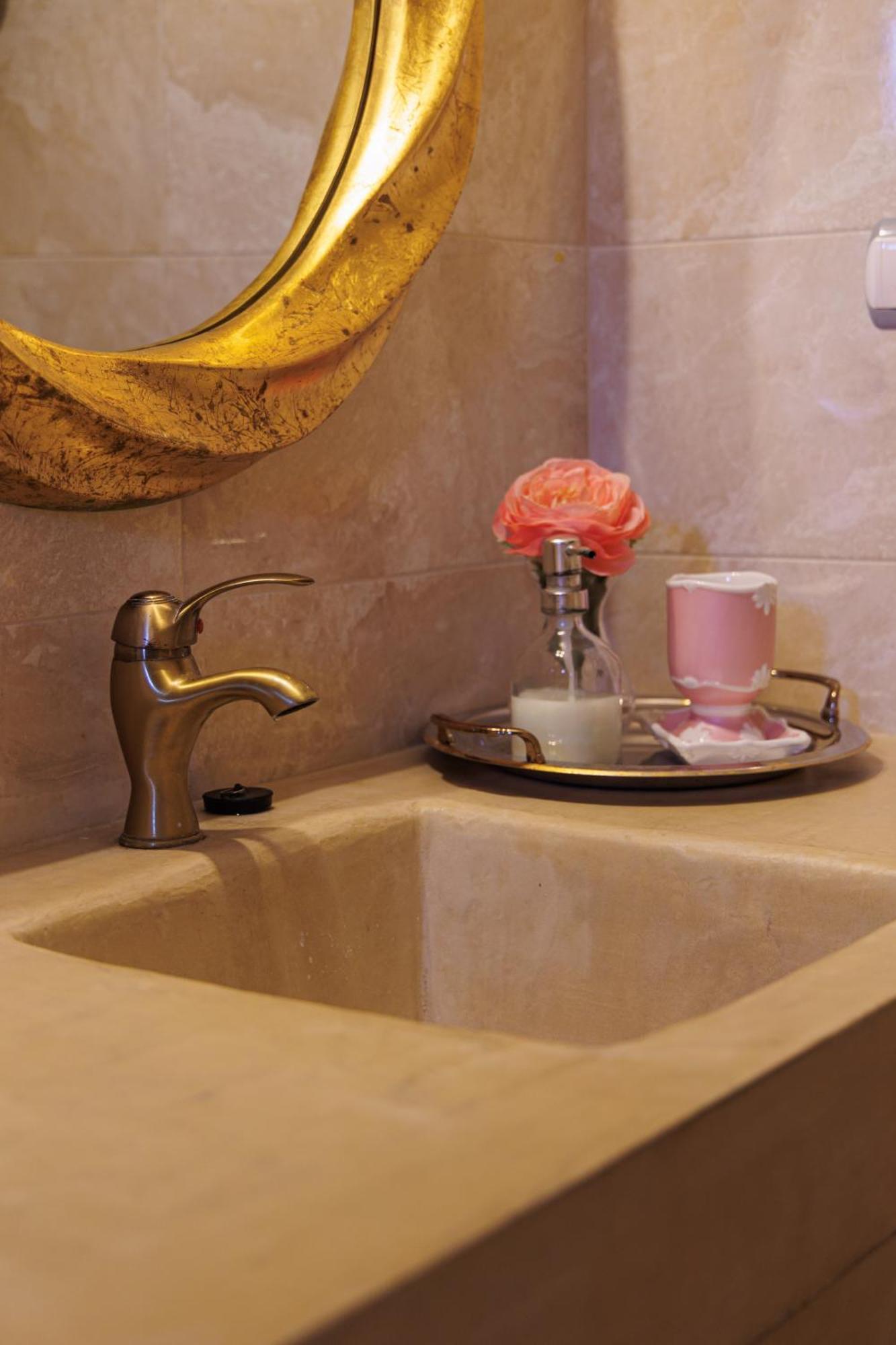 Iliana'S House - Spacious Cave House In The Center Of Areopolis エクステリア 写真