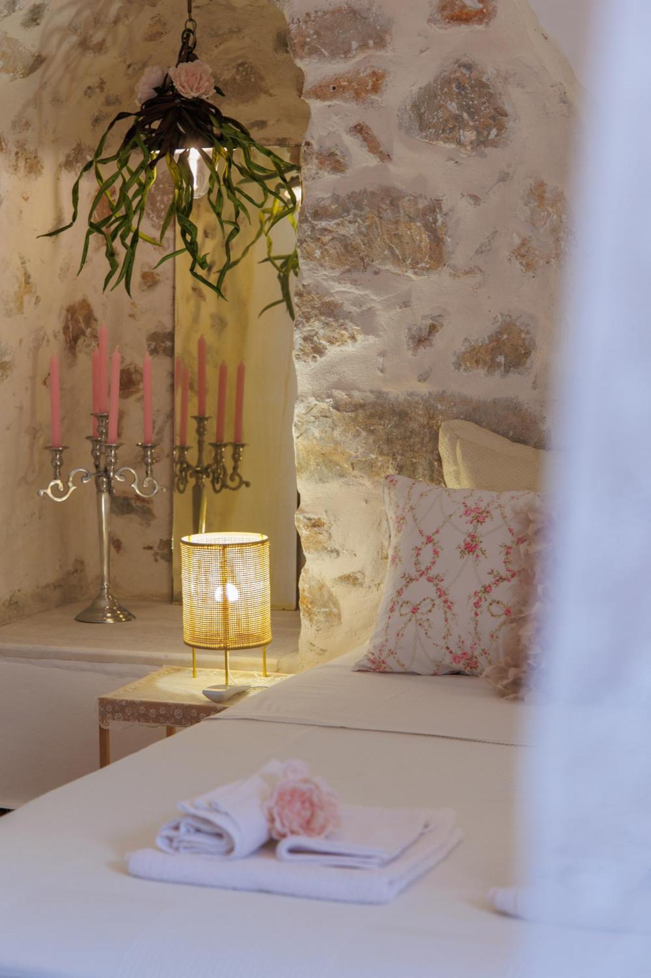 Iliana'S House - Spacious Cave House In The Center Of Areopolis エクステリア 写真